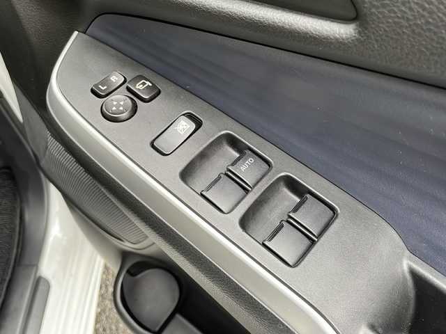 スズキ ソリオ HV MZ 岩手県 2020(令2)年 2万km ピュアホワイトパール 9型ナビ フリップダウン 全周囲C 両側電動スライド ヘッドアップディスプレイ Bluetooth DVD再生 革調シートカバー USB接続 ETC クルーズコントロール ドライブレコーダー シートヒーター 純正15AW スマートキー