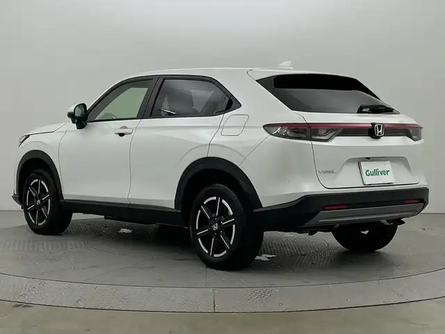 ホンダ ヴェゼル G 新潟県 2023(令5)年 0.4万km プラチナホワイトパール ４WD/ワンオーナー/禁煙車/ホンダセンシング/ホンダコネクトディスプレイ/　　AM/FM/フルセグ/applecarplay/androidauto/バックモニター/アダプティブクルーズコントロール/LEDオートライト/前席シートヒーター/純正16インチアルミホイール付/アイドリングストップ/ステアリングスイッチ/電動パーキングブレーキ/オートブレーキホールド/置くだけ充電/USBポート/ダウンヒルアシストコントロール/スペアキー/スマートキー/ETC2.0