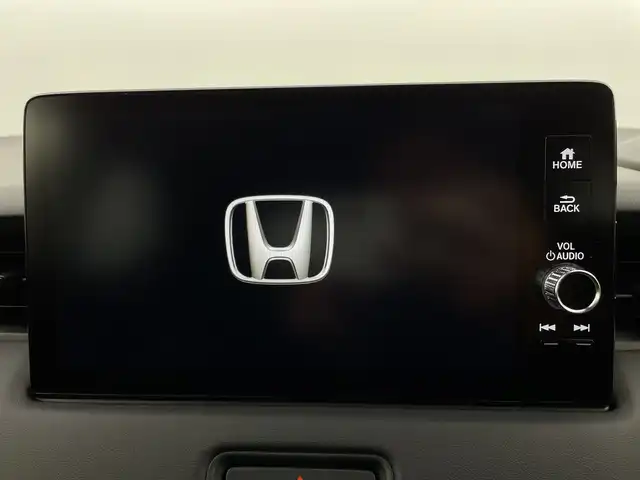 ホンダ ヴェゼル G 新潟県 2023(令5)年 0.4万km プラチナホワイトパール ４WD/ワンオーナー/禁煙車/ホンダセンシング/ホンダコネクトディスプレイ/　　AM/FM/フルセグ/applecarplay/androidauto/バックモニター/アダプティブクルーズコントロール/LEDオートライト/前席シートヒーター/純正16インチアルミホイール付/アイドリングストップ/ステアリングスイッチ/電動パーキングブレーキ/オートブレーキホールド/置くだけ充電/USBポート/ダウンヒルアシストコントロール/スペアキー/スマートキー/ETC2.0