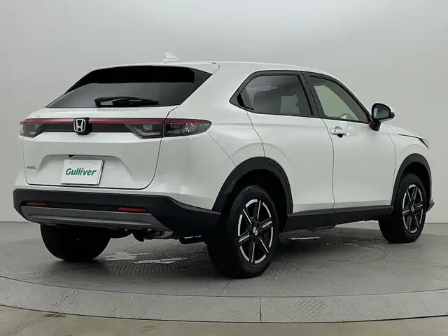 ホンダ ヴェゼル G 新潟県 2023(令5)年 0.4万km プラチナホワイトパール ４WD/ワンオーナー/禁煙車/ホンダセンシング/ホンダコネクトディスプレイ/　　AM/FM/フルセグ/applecarplay/androidauto/バックモニター/アダプティブクルーズコントロール/LEDオートライト/前席シートヒーター/純正16インチアルミホイール付/アイドリングストップ/ステアリングスイッチ/電動パーキングブレーキ/オートブレーキホールド/置くだけ充電/USBポート/ダウンヒルアシストコントロール/スペアキー/スマートキー/ETC2.0