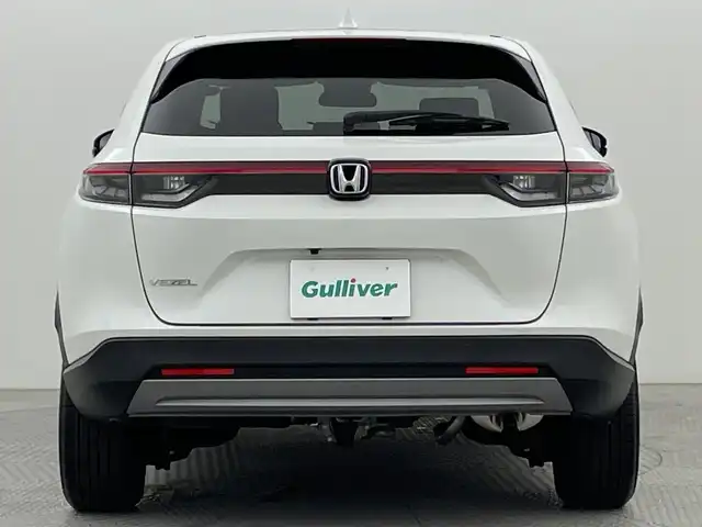 ホンダ ヴェゼル G 新潟県 2023(令5)年 0.4万km プラチナホワイトパール ４WD/ワンオーナー/禁煙車/ホンダセンシング/ホンダコネクトディスプレイ/　　AM/FM/フルセグ/applecarplay/androidauto/バックモニター/アダプティブクルーズコントロール/LEDオートライト/前席シートヒーター/純正16インチアルミホイール付/アイドリングストップ/ステアリングスイッチ/電動パーキングブレーキ/オートブレーキホールド/置くだけ充電/USBポート/ダウンヒルアシストコントロール/スペアキー/スマートキー/ETC2.0