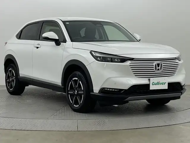 ホンダ ヴェゼル G 新潟県 2023(令5)年 0.4万km プラチナホワイトパール ４WD/ワンオーナー/禁煙車/ホンダセンシング/ホンダコネクトディスプレイ/　　AM/FM/フルセグ/applecarplay/androidauto/バックモニター/アダプティブクルーズコントロール/LEDオートライト/前席シートヒーター/純正16インチアルミホイール付/アイドリングストップ/ステアリングスイッチ/電動パーキングブレーキ/オートブレーキホールド/置くだけ充電/USBポート/ダウンヒルアシストコントロール/スペアキー/スマートキー/ETC2.0