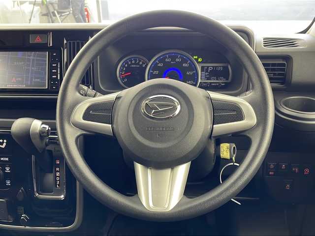 ダイハツ アトレー ワゴン カスタムターボRS LTD SAⅢ 岐阜県 2017(平29)年 10.6万km ホワイト 社外7型ナビ(CN-RE05WD)/AM FM /SD/USB/iPod/Memory music /CD/スマートアシストIII/衝突回避支援ブレーキ/車線逸脱警報/誤発信抑制制御機能/オートハイビーム/横滑り防止装置/ヘッドライトレベライザー/片側パワースライドドア/ドアバイザー/電動格納ミラー