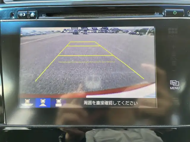 ホンダ シャトル ハイブリッド X スタイルエディション 熊本県 2016(平28)年 6.1万km ミラノレッド 純正ナビ/・AM/FM/CD/DVD/BT/SD/・フルセグTV/・バックカメラ/・HDMI/あんしんパッケージ/・シティブレーキアクティブシステム/・サイドカーテンエアバッグシステム/・前席用i-サイドエアバッグシステム/革巻きステアリング/・ステアリングスイッチ/・クルーズコントロール/・パドルシフト/走行モード（Sモード）/電動格納ミラー/ウィンカーミラー/社外アルミホイール（ジョーカー）/フォグライト/社外ドライブレコーダー（前後）
