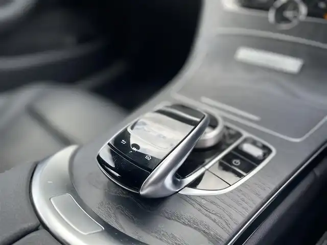 メルセデス・ベンツ Ｃ２２０ｄ ローレウスED スポーツプラスPKG 栃木県 2020(令2)年 1.3万km ダイヤモンドホワイト ヘッドアップディスプレイ/レーダーセーフティパッケージ/ナビ/フルセグTV/バックカメラ/ETC/パークトロニック /レーンキープアシスト/ブラインドスポット /エアサスペンション/ワイヤレスチャージ /アンビエントライト /キーレスゴー/ACC/パーキングアシスト/パワーシート /シートヒーター /ARTICOレザー/パワートランクリッド/マルチビームLEDヘッドライト/オートライト/ディスプレイメーター/ドアバイザー