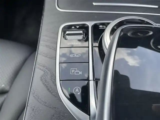 メルセデス・ベンツ Ｃ２２０ｄ ローレウスED スポーツプラスPKG 栃木県 2020(令2)年 1.3万km ダイヤモンドホワイト ヘッドアップディスプレイ/レーダーセーフティパッケージ/ナビ/フルセグTV/バックカメラ/ETC/パークトロニック /レーンキープアシスト/ブラインドスポット /エアサスペンション/ワイヤレスチャージ /アンビエントライト /キーレスゴー/ACC/パーキングアシスト/パワーシート /シートヒーター /ARTICOレザー/パワートランクリッド/マルチビームLEDヘッドライト/オートライト/ディスプレイメーター/ドアバイザー