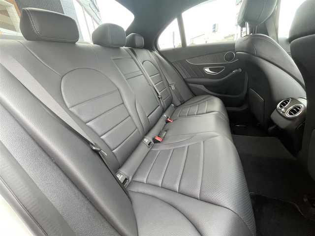 メルセデス・ベンツ Ｃ２２０ｄ ローレウスED スポーツプラスPKG 栃木県 2020(令2)年 1.3万km ダイヤモンドホワイト ヘッドアップディスプレイ/レーダーセーフティパッケージ/ナビ/フルセグTV/バックカメラ/ETC/パークトロニック /レーンキープアシスト/ブラインドスポット /エアサスペンション/ワイヤレスチャージ /アンビエントライト /キーレスゴー/ACC/パーキングアシスト/パワーシート /シートヒーター /ARTICOレザー/パワートランクリッド/マルチビームLEDヘッドライト/オートライト/ディスプレイメーター/ドアバイザー