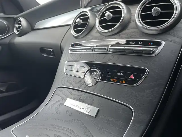メルセデス・ベンツ Ｃ２２０ｄ ローレウスED スポーツプラスPKG 栃木県 2020(令2)年 1.3万km ダイヤモンドホワイト ヘッドアップディスプレイ/レーダーセーフティパッケージ/ナビ/フルセグTV/バックカメラ/ETC/パークトロニック /レーンキープアシスト/ブラインドスポット /エアサスペンション/ワイヤレスチャージ /アンビエントライト /キーレスゴー/ACC/パーキングアシスト/パワーシート /シートヒーター /ARTICOレザー/パワートランクリッド/マルチビームLEDヘッドライト/オートライト/ディスプレイメーター/ドアバイザー