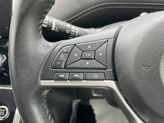 日産 セレナ G 岩手県 2016(平28)年 8.6万km ブリリアントシルバー 純正SDナビ/AM/FM/CD/DVD/Bluetooth/フルセグTV/フバックカメラ/ビルトインETC/両側パワースライドドア/クルーズコントロール/衝突被害軽減ブレーキ/横滑り防止装置/アイドリングストップ/オートライト/LEDヘッドライト/フォグランプ/スマートキー/プッシュスタート/電動格納ミラー/純正15インチAW/純正フロアマット/ドアバイザー/保証書/取扱説明書