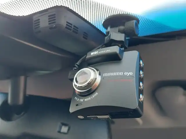 トヨタ カムリ G レザーパッケージ 東京都 2017(平29)年 3.7万km エモーショナルレッド ワンオーナー/純正ナビ/【AM/FM/DISC/SD/USB/BT/AUX/TV】/バックカメラ/ETC2.0/パノラマムーンルーフ/ドライブレコーダー/ブラックレザーシート/シートヒーター/パワーシート(D/N席)/コーナーセンサー/クルーズコントロール/BSM/ヘッドアップディスプレイ/純正18インチAW/LEDヘッドライト/フォグランプ/ステアリングスイッチ/純正フロアマット/プッシュスタート/スマートキー/保証書