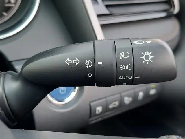 トヨタ カムリ G レザーパッケージ 東京都 2017(平29)年 3.7万km エモーショナルレッド ワンオーナー/純正ナビ/【AM/FM/DISC/SD/USB/BT/AUX/TV】/バックカメラ/ETC2.0/パノラマムーンルーフ/ドライブレコーダー/ブラックレザーシート/シートヒーター/パワーシート(D/N席)/コーナーセンサー/クルーズコントロール/BSM/ヘッドアップディスプレイ/純正18インチAW/LEDヘッドライト/フォグランプ/ステアリングスイッチ/純正フロアマット/プッシュスタート/スマートキー/保証書