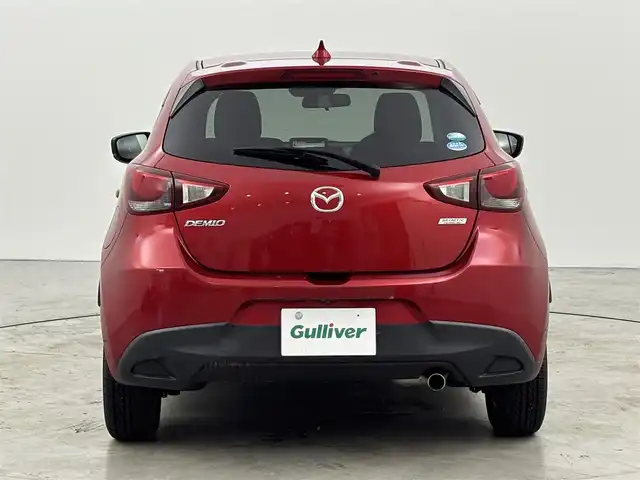 マツダ デミオ 13S ツーリング 福岡県 2017(平29)年 3.8万km ソウルレッドプレミアムメタリック 純正ナビ　/バックカメラ　/衝突軽減システム　/アイドリングストップ　/横滑り防止装置　/シートヒーター　/オートライト　/ＨＵＤ　/ＢＳＭ　/ＬＥＤライト　/純正アルミホイール　/純正フロアマット　/プッシュスタート