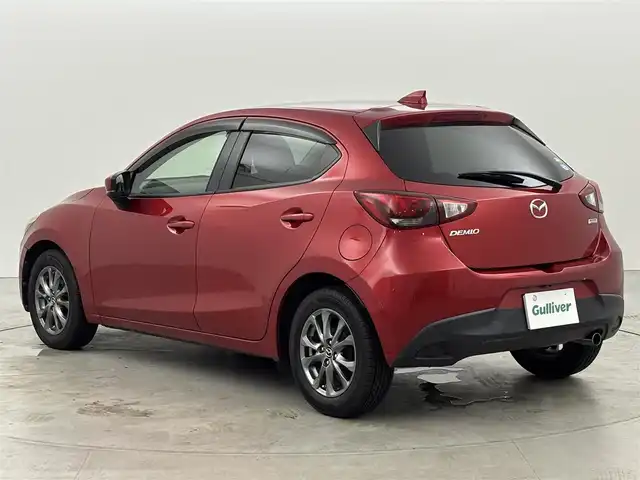 マツダ デミオ 13S ツーリング 福岡県 2017(平29)年 3.8万km ソウルレッドプレミアムメタリック 純正ナビ　/バックカメラ　/衝突軽減システム　/アイドリングストップ　/横滑り防止装置　/シートヒーター　/オートライト　/ＨＵＤ　/ＢＳＭ　/ＬＥＤライト　/純正アルミホイール　/純正フロアマット　/プッシュスタート