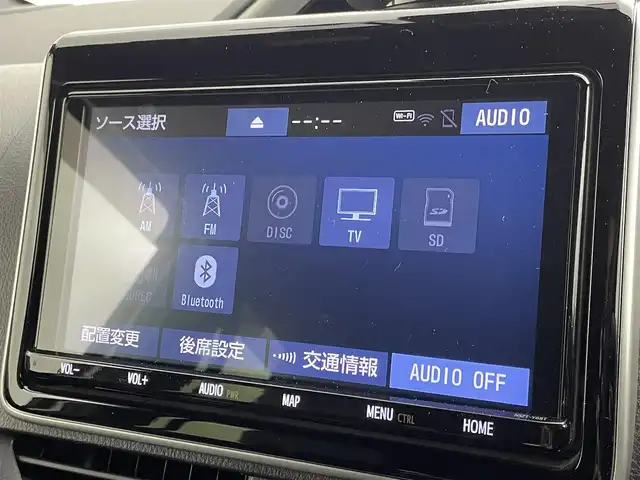 トヨタ ヴォクシー ZS 煌Ⅲ 群馬県 2020(令2)年 6.2万km ホワイトパールクリスタルシャイン 純正９型ナビ　Ｂカメラ　後席１２型モニター　衝突軽減　車線逸脱警報　クルコン　ＡＨＢ　前後コーナーセンサー　ビルトインＥＴＣ２．０　前後ドラレコ　両側パワースライド　ＬＥＤヘッド　純正アルミ　禁煙車