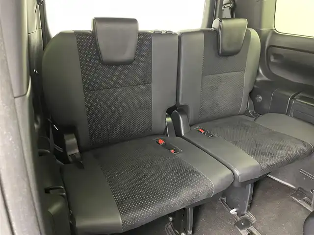 トヨタ ヴォクシー ZS 煌Ⅲ 群馬県 2020(令2)年 6.2万km ホワイトパールクリスタルシャイン 純正９型ナビ　Ｂカメラ　後席１２型モニター　衝突軽減　車線逸脱警報　クルコン　ＡＨＢ　前後コーナーセンサー　ビルトインＥＴＣ２．０　前後ドラレコ　両側パワースライド　ＬＥＤヘッド　純正アルミ　禁煙車