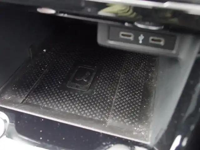 フォルクスワーゲン ＶＷ Ｔ－クロス TSI Rライン 埼玉県 2021(令3)年 2万km エナジェティックオレンジメタリック ワンオーナー/ハーフレザーシート/アダプティブクルーズコントロール/Carplay/パークセンサー/ブラインドスポットモニター/フルセグテレビ/バックカメラ/ドラレコ/ドライビングモード/レーンキープアシスト/BSM/フロントアシスト/リアトラフィックアシスト/コーナーセンサー/パークアシスト/サイドミラーヒーター/ドアバイザー/プッシュスタート/ETC/ワイヤレス充電