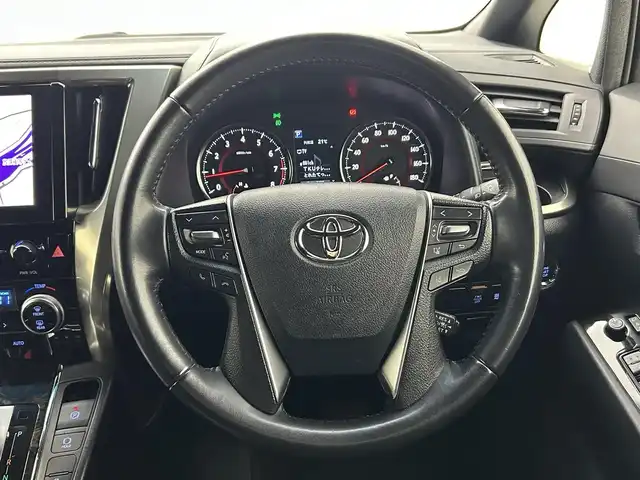 トヨタ アルファード S タイプゴールドⅡ 熊本県 2021(令3)年 5.4万km ホワイトパールクリスタルシャイン ワンオーナー　/純正ディスプレイオーディオ（BT・フルセグ・AM・FM）/純正フリップダウンモニター　/バックカメラ/レーンキープアシスト/ＥＴＣ　/社外前後ドライブレコーダー　/両側パワースライドドア　/前後クリアランスソナー　/パワーバックドア/衝突軽減ブレーキ/レーンキープアシスト/横滑り防止/社外フロアマット/純正１８インチAW/ハーフレザーシート/デジタルインナーミラー/電子パーキング/オートホールド/オートライト/オートマチックハイビーム/LEDヘッドライト/フォグランプ/スマートキー/プッシュスタート/スペアキー1本/保証書/取扱説明書