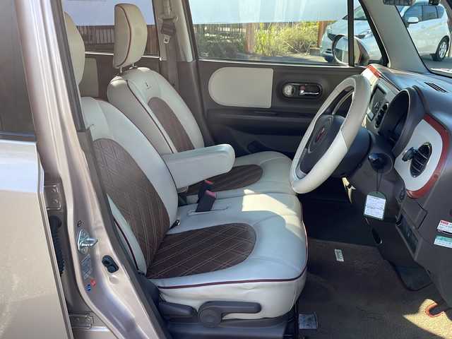 スズキ ラパン ショコラ X 山口県 2014(平26)年 8.9万km シャンパンピンクPM 純正ナビ/SD/BT/AUX/ワンセグTV/バックカメラ/ベージュツートン革シート/純正HIDヘッドライト/オートライト/革巻きステアリング/アイドリングストップ/スマートキー/純正フロアマット/純正ドアバイザー/ETC/電動格納ウインカードアミラー