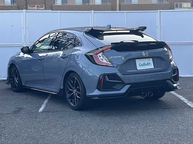 ホンダ シビック ハッチバック 秋田県 2020(令2)年 7.6万km ソニックグレーパール 社外メモリーナビ/　CD/DVD/SD/USB/　フルセグTV/Bluetooth/衝突軽減ブレーキ/追従クルーズコントロール/ハーフレザーシート/ローダウン/バックカメラ/ビルトインETC2.0/シートヒーター/パワーシート/LEDヘッドライト/フォグライト/オートライト/フルエアロ/社外ドライブレコーダー