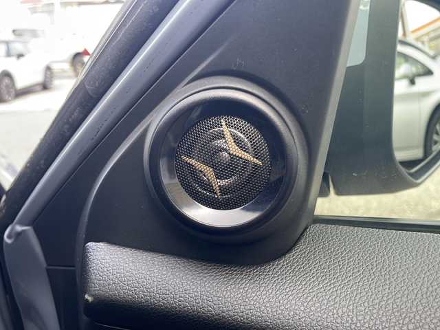 ホンダ シビック ハッチバック 秋田県 2020(令2)年 7.6万km ソニックグレーパール 社外メモリーナビ/　CD/DVD/SD/USB/　フルセグTV/Bluetooth/衝突軽減ブレーキ/追従クルーズコントロール/ハーフレザーシート/ローダウン/バックカメラ/ビルトインETC2.0/シートヒーター/パワーシート/LEDヘッドライト/フォグライト/オートライト/フルエアロ/社外ドライブレコーダー