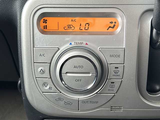 スズキ ラパン X セレクション 愛知県 2013(平25)年 7万km アーバンブラウンパールメタリック 社外ナビ/ワンセグＴＶ/・ＣＤ/・ＳＤ　/シートヒーター/純正アルミホイール　/純正フロアマット　/革巻きステアリング　/ヘッドライトレベライザー　/プッシュスタート　/アイドリングストップ