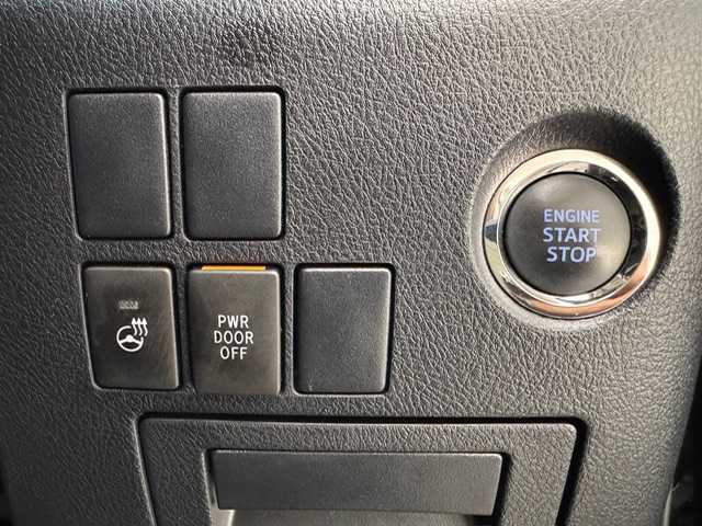 トヨタ ヴェルファイア Z Gエディション 兵庫県 2015(平27)年 9.7万km ブラック 純正ナビ/フルセグ CD DVD BT MSV USB AUX/JBLプレミアムサウンド/純正フリップダウンモニター/クルーズコントロール/クリアランスソナー/パーキングアシスト/パワーバックドア/ビルトインETC2.0/両側パワースライドドア/LEDヘッドライト/オートライト/フォグライト/ハーフレザーシート/パワーシート/オットマン/電子パーキング/HOLD/純正ドアバイザー/スマートキー