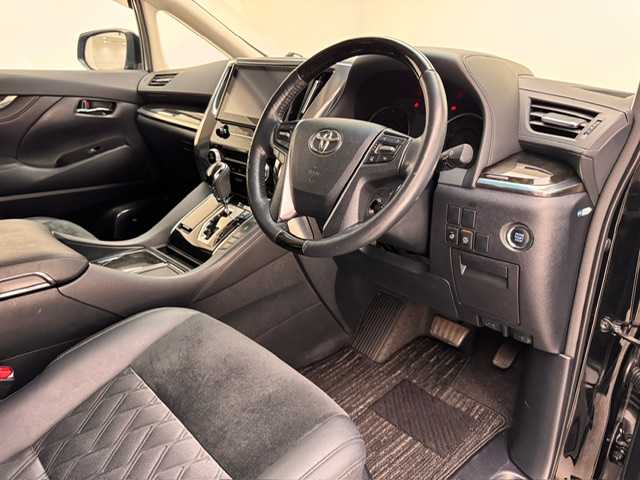 トヨタ ヴェルファイア Z Gエディション 兵庫県 2015(平27)年 9.7万km ブラック 純正ナビ/フルセグ CD DVD BT MSV USB AUX/JBLプレミアムサウンド/純正フリップダウンモニター/クルーズコントロール/クリアランスソナー/パーキングアシスト/パワーバックドア/ビルトインETC2.0/両側パワースライドドア/LEDヘッドライト/オートライト/フォグライト/ハーフレザーシート/パワーシート/オットマン/電子パーキング/HOLD/純正ドアバイザー/スマートキー