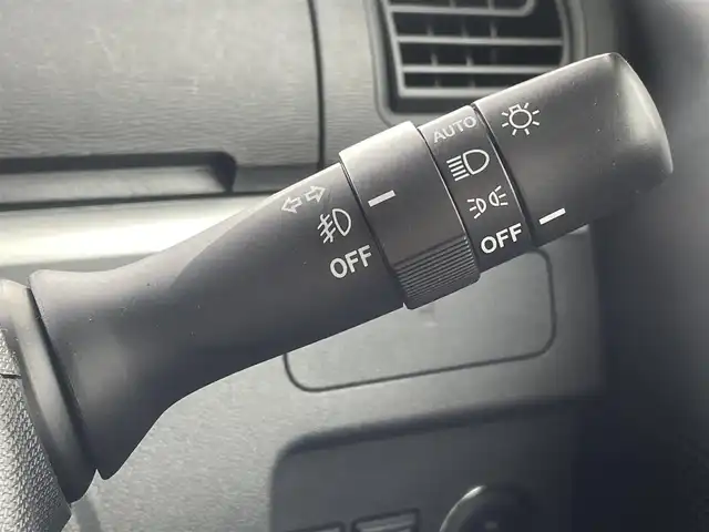 ダイハツ タント カスタム RS SA 秋田県 2014(平26)年 11.3万km ブルーイッシュホワイトパールマイカ (株)IDOMが運営する【じしゃロン秋田店】の自社ローン専用車両になりますこちらは現金またはオートローンご利用時の価格です。自社ローンご希望の方は別途その旨お申付け下さい/スマートアシスト/低速域衝突回避支援ブレーキ機能/誤発進抑制機能/先行車発進お知らせ機能/社外SDナビ【CD/DVD/USB】/フルセグTV/バックカメラ/両側パワースライドドア/前方ドライブレコーダー/LEDヘッドライト