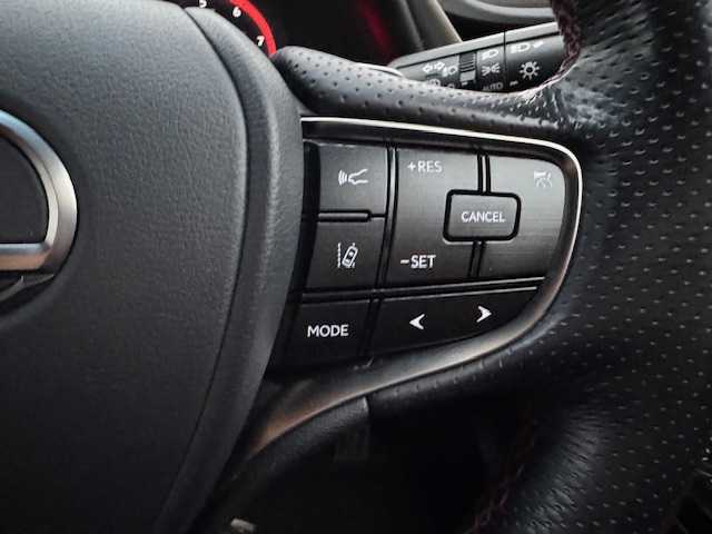 レクサス ＥＳ 300h Fスポーツ 愛媛県 2019(令1)年 7.3万km レッドマイカクリスタルシャイン 純正ナビ/フルセグTV/バックカメラ/サンルーフ/TOMSエアロ/ドラレコ/デジタルインナーミラー/ETC/レクサスセーフティシステム/赤レザーシート/シートヒーター/エアシート/パワーシート/ステアリングヒーター/ステアリングスイッチ/100V充電/パドルシフト/LEDヘッドライト/オートライト/オートハイビーム/前後コーナーセンサー/スマートキー/電動リアゲート