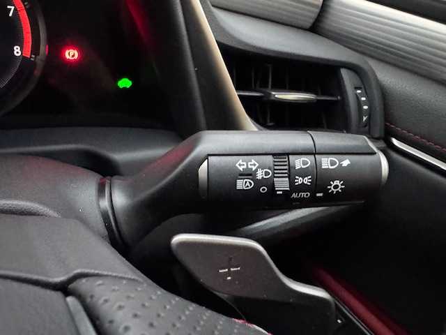 レクサス ＥＳ 300h Fスポーツ 愛媛県 2019(令1)年 7.3万km レッドマイカクリスタルシャイン 純正ナビ/フルセグTV/バックカメラ/サンルーフ/TOMSエアロ/ドラレコ/デジタルインナーミラー/ETC/レクサスセーフティシステム/赤レザーシート/シートヒーター/エアシート/パワーシート/ステアリングヒーター/ステアリングスイッチ/100V充電/パドルシフト/LEDヘッドライト/オートライト/オートハイビーム/前後コーナーセンサー/スマートキー/電動リアゲート