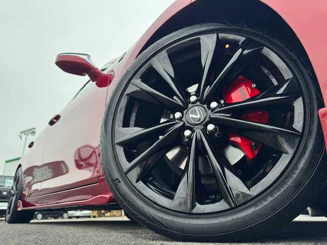 レクサス ＥＳ 300h Fスポーツ 愛媛県 2019(令1)年 7.3万km レッドマイカクリスタルシャイン 純正ナビ/フルセグTV/バックカメラ/サンルーフ/TOMSエアロ/ドラレコ/デジタルインナーミラー/ETC/レクサスセーフティシステム/赤レザーシート/シートヒーター/エアシート/パワーシート/ステアリングヒーター/ステアリングスイッチ/100V充電/パドルシフト/LEDヘッドライト/オートライト/オートハイビーム/前後コーナーセンサー/スマートキー/電動リアゲート