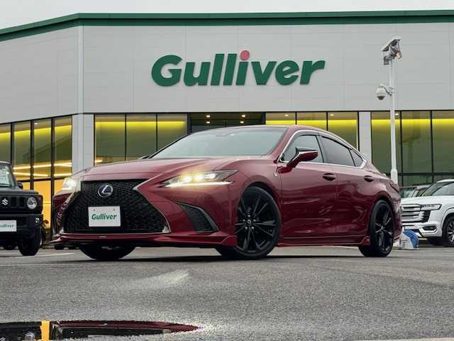 レクサス ＥＳ 300h Fスポーツ 愛媛県 2019(令1)年 7.3万km レッドマイカクリスタルシャイン 純正ナビ/フルセグTV/バックカメラ/サンルーフ/TOMSエアロ/ドラレコ/デジタルインナーミラー/ETC/レクサスセーフティシステム/赤レザーシート/シートヒーター/エアシート/パワーシート/ステアリングヒーター/ステアリングスイッチ/100V充電/パドルシフト/LEDヘッドライト/オートライト/オートハイビーム/前後コーナーセンサー/スマートキー/電動リアゲート