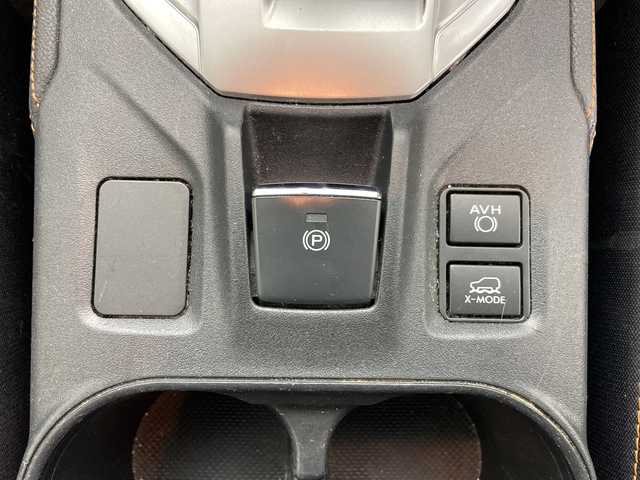 スバル インプレッサ ＸＶ 1．6i－L アイサイト 道央・札幌 2021(令3)年 5.6万km クールグレーカーキ ・4WD/・純正ナビ（TV＆CD＆DVD＆BT＆SD＆USB）/・寒冷地仕様/・フロントワイパーデアイサー/・バックカメラ/・サイドカメラ/・アイサイト/・ブラインドスポットモニター/・アイドリングストップ/・ドアミラーヒーター/・パドルシフト/・X-MODE/・純正ドライブレコーダー/・ETC/・オートライト/・LEDヘッドライト/・スマートキー/・スペアキー