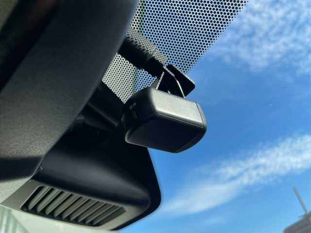 三菱 ｅＫクロス G プラスエディション 愛知県 2021(令3)年 3.1万km アメジストブラック/レッドM 純正9型ナビ/全方位カメラ/シートヒーター/バックカメラ/コーナーセンサー/純正アルミホイール/ＥＴＣ/LEDヘッドライト/レーンキープアシスト/ダウンヒルアシストコントロール/ドライブレコーダー/衝突軽減システム/フルセグ/CD DVD/Bluetooth/ステアリングスイッチ/スマートキー/プッシュスタート