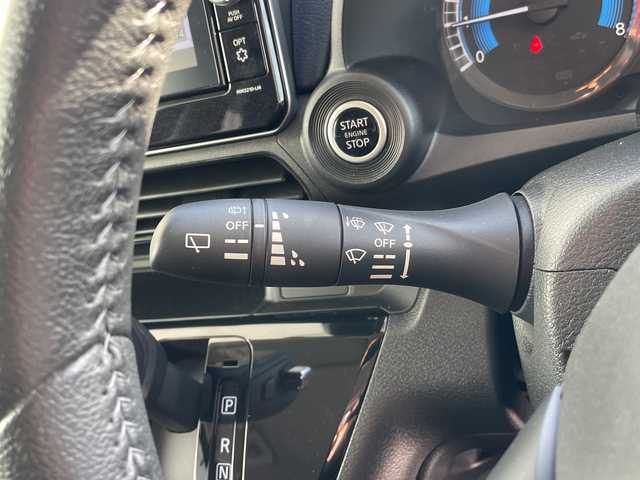 三菱 ｅＫクロス G プラスエディション 愛知県 2021(令3)年 3.1万km アメジストブラック/レッドM 純正9型ナビ/全方位カメラ/シートヒーター/バックカメラ/コーナーセンサー/純正アルミホイール/ＥＴＣ/LEDヘッドライト/レーンキープアシスト/ダウンヒルアシストコントロール/ドライブレコーダー/衝突軽減システム/フルセグ/CD DVD/Bluetooth/ステアリングスイッチ/スマートキー/プッシュスタート