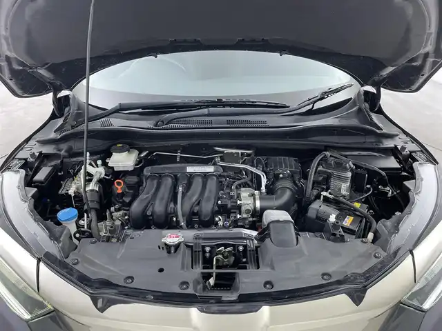 ホンダ ヴェゼル ハイブリッド Z ホンダセンシング 大分県 2020(令2)年 1.9万km ルーセブラックM 純正SDナビ/（フルセグ/Bluetooth/CD/DVD)/ホンダセンシング/レーダークルーズコントロール/オートハイビーム/車線逸脱抑制機能/ビルトインETC/ハーフレザーシート/前席シートヒーター/バックカメラ/オートライト/ステアリングスイッチ/純正アルミホイール/プッシュスタート・スマートキー