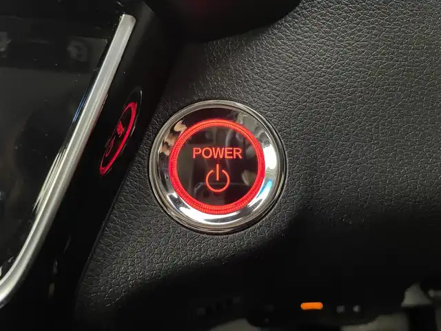 ホンダ ヴェゼル ハイブリッド Z ホンダセンシング 大分県 2020(令2)年 1.9万km ルーセブラックM 純正SDナビ/（フルセグ/Bluetooth/CD/DVD)/ホンダセンシング/レーダークルーズコントロール/オートハイビーム/車線逸脱抑制機能/ビルトインETC/ハーフレザーシート/前席シートヒーター/バックカメラ/オートライト/ステアリングスイッチ/純正アルミホイール/プッシュスタート・スマートキー