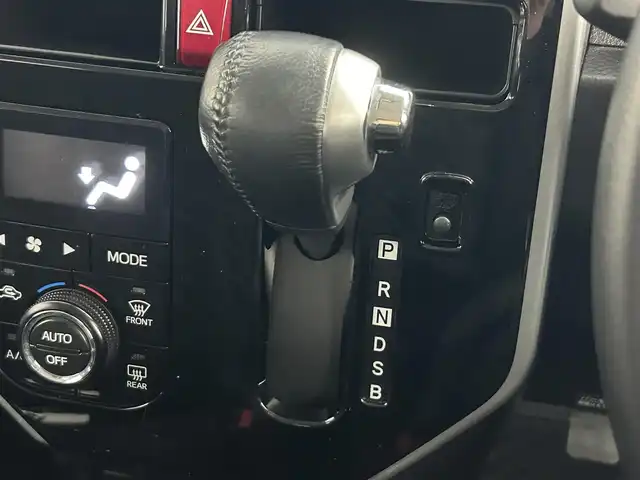 トヨタ タンク カスタムG S 道央・札幌 2017(平29)年 6.6万km ファインブルーマイカメタリック ・４WD/・寒冷地仕様/・純正SDナビ/　CD/DVD/SD/BT/フルセグTV/・パノラミックビューモニター/・パーキングアシスト/・ビルトインETC/・純正エンジンスターター/・両側パワースライドドア/・衝突被害軽減ブレーキ/・レーンキープアシスト/・ソナー/・クルーズコントロール/・アイドリングストップ/・横滑り防止装置/・オートライト/・LEDヘッドライト/・フロントフォグランプ/・プッシュスタート/・スマートキー/・純正１４インチAW