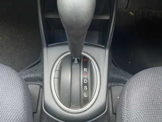 ホンダ フィット ハイブリット 10thアニバーサリー 鳥取県 2012(平24)年 7.9万km プレミアムホワイトパール ＨＤＤナビ/フルセグＴＶ　ＭＳＶ　ＤＶＤ　ＣＤ　ＳＤ　Ｂｌｕｅｔｏｏｔｈ/ＥＴＣ/クルーズコントロール/スマートキー/スペアキー/フロアマット/ドアバイザー/ライトレベライザー/新車保証書/取扱説明書