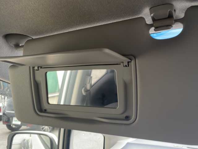 ホンダ フィット ハイブリット 10thアニバーサリー 鳥取県 2012(平24)年 7.9万km プレミアムホワイトパール ＨＤＤナビ/フルセグＴＶ　ＭＳＶ　ＤＶＤ　ＣＤ　ＳＤ　Ｂｌｕｅｔｏｏｔｈ/ＥＴＣ/クルーズコントロール/スマートキー/スペアキー/フロアマット/ドアバイザー/ライトレベライザー/新車保証書/取扱説明書