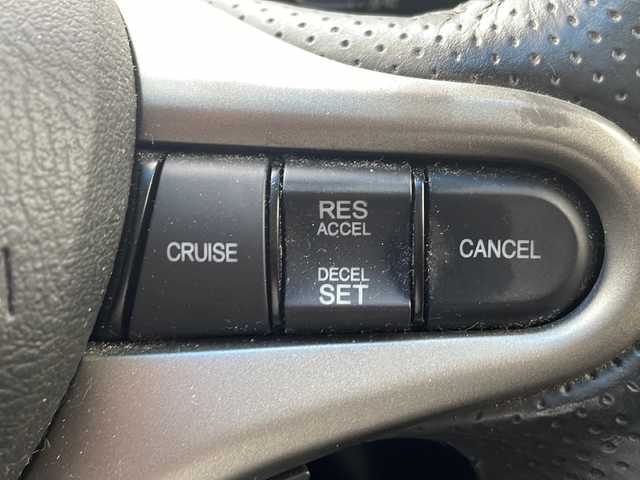 ホンダ フィット ハイブリット 10thアニバーサリー 鳥取県 2012(平24)年 7.9万km プレミアムホワイトパール ＨＤＤナビ/フルセグＴＶ　ＭＳＶ　ＤＶＤ　ＣＤ　ＳＤ　Ｂｌｕｅｔｏｏｔｈ/ＥＴＣ/クルーズコントロール/スマートキー/スペアキー/フロアマット/ドアバイザー/ライトレベライザー/新車保証書/取扱説明書