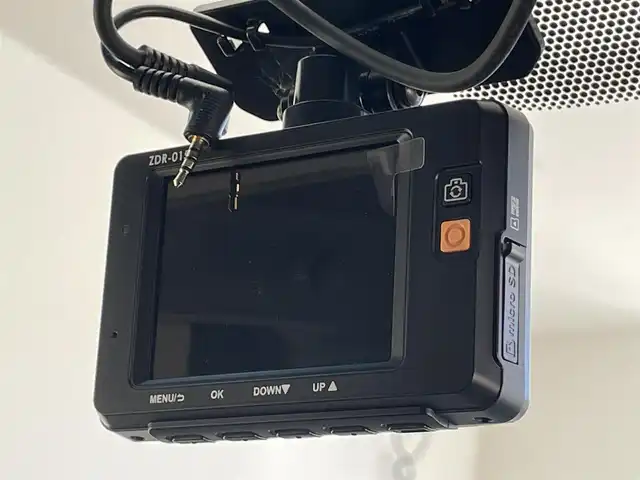 トヨタ ヴェルファイア Z Gエディション 愛知県 2019(令1)年 2.8万km ブラック アルパイン１１型ナビ　アルパイン１２．８型後席モニター　デジタルインナーミラー　バックカメラ　両側パワスラ　黒革　シートヒーター　エアシート　ハンドルヒーター　前後ドラレコ　電動リアゲート　ＥＴＣ　ＬＥＤオートライト　オートハイビーム　セーフティセンス　衝突軽減　追従クルコン　禁煙車　純正フロアマット　リアロールシェード　ナノイーAC