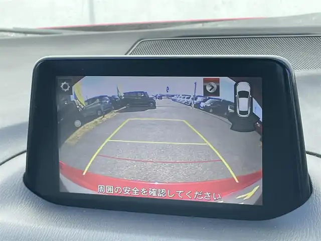 マツダ アクセラ スポーツ XD Lパッケージ 千葉県 2017(平29)年 2.7万km ソウルレッドプレミアムメタリック 安全機能/・衝突軽減ブレーキ/レーンキープアシスト/・レーダークルーズコントロール/誤発進誤後進抑制/・コーナーセンサー(後)/ブラインドスポットモニター/メーカー純正7インチディスプレイ/・BT/USB/AUX/バックカメラ/ステアリングスイッチ/パドルシフト/ETC/レザーシート(白)/パワーシート(D席)/シートヒーター(D/N席)/ステアリングヒーター/LEDヘッドライト/オートライト/アダプティブヘッドライト/フォグライト/スマートキー/プッシュスタート/純正フロアマット/純正18インチAW