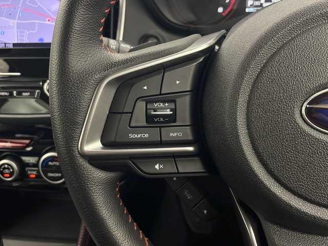 スバル フォレスター X－ブレイク 秋田県 2018(平30)年 6万km クリスタルホワイトP 4WD/アイサイトVer3/純正ナビ　/　　CD/DVD/Bluetooth/フルセグ/バックカメラ　/パワーバックドア　/レーダークルーズコントロール　/LEDオートライト　/ハーフレザーシート　/パワーシート　/シートヒーター　/純正１７インチアルミホイール/ルーフレール/前後ドライブレコーダー/デジタルインナーミラー/ステアリングヒーター/パドルシフト/スマートキー/ビルトインETC