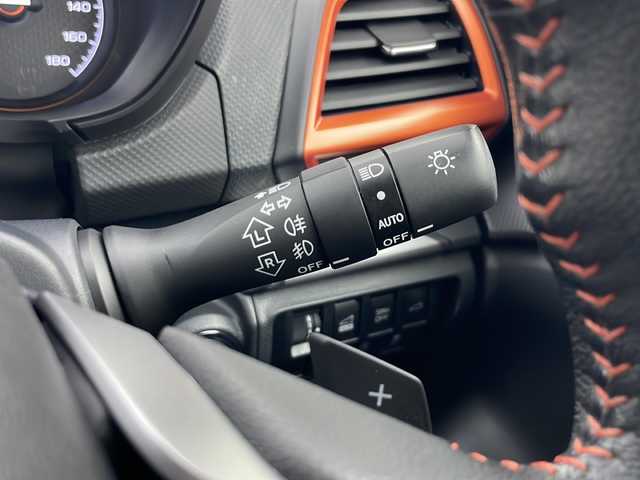 スバル フォレスター X－ブレイク 秋田県 2018(平30)年 6万km クリスタルホワイトP 4WD/アイサイトVer3/純正ナビ　/　　CD/DVD/Bluetooth/フルセグ/バックカメラ　/パワーバックドア　/レーダークルーズコントロール　/LEDオートライト　/ハーフレザーシート　/パワーシート　/シートヒーター　/純正１７インチアルミホイール/ルーフレール/前後ドライブレコーダー/デジタルインナーミラー/ステアリングヒーター/パドルシフト/スマートキー/ビルトインETC