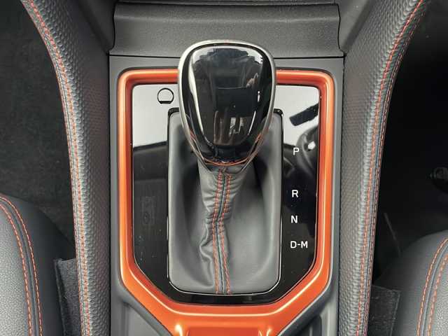 スバル フォレスター X－ブレイク 秋田県 2018(平30)年 6万km クリスタルホワイトP 4WD/アイサイトVer3/純正ナビ　/　　CD/DVD/Bluetooth/フルセグ/バックカメラ　/パワーバックドア　/レーダークルーズコントロール　/LEDオートライト　/ハーフレザーシート　/パワーシート　/シートヒーター　/純正１７インチアルミホイール/ルーフレール/前後ドライブレコーダー/デジタルインナーミラー/ステアリングヒーター/パドルシフト/スマートキー/ビルトインETC