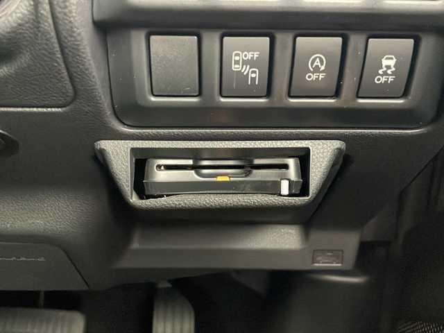 スバル フォレスター X－ブレイク 秋田県 2018(平30)年 6万km クリスタルホワイトP 4WD/アイサイトVer3/純正ナビ　/　　CD/DVD/Bluetooth/フルセグ/バックカメラ　/パワーバックドア　/レーダークルーズコントロール　/LEDオートライト　/ハーフレザーシート　/パワーシート　/シートヒーター　/純正１７インチアルミホイール/ルーフレール/前後ドライブレコーダー/デジタルインナーミラー/ステアリングヒーター/パドルシフト/スマートキー/ビルトインETC