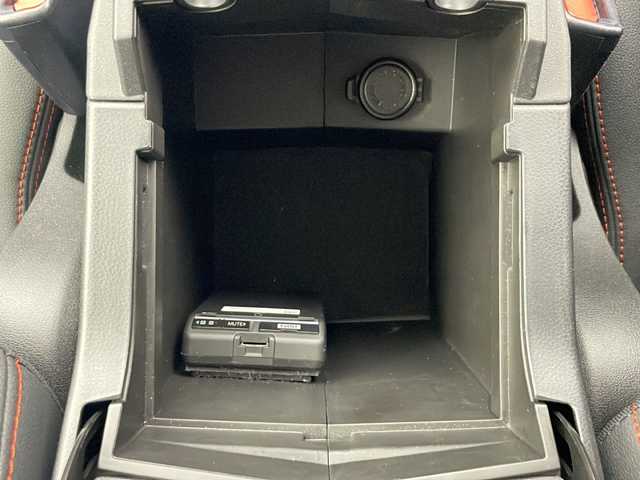 スバル フォレスター X－ブレイク 秋田県 2018(平30)年 6万km クリスタルホワイトP 4WD/アイサイトVer3/純正ナビ　/　　CD/DVD/Bluetooth/フルセグ/バックカメラ　/パワーバックドア　/レーダークルーズコントロール　/LEDオートライト　/ハーフレザーシート　/パワーシート　/シートヒーター　/純正１７インチアルミホイール/ルーフレール/前後ドライブレコーダー/デジタルインナーミラー/ステアリングヒーター/パドルシフト/スマートキー/ビルトインETC