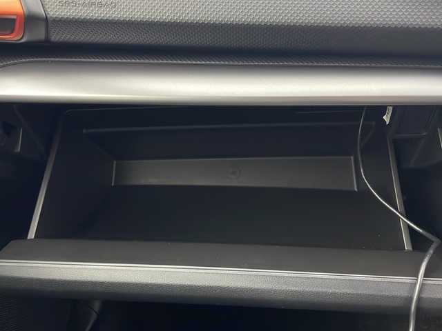 スバル フォレスター X－ブレイク 秋田県 2018(平30)年 6万km クリスタルホワイトP 4WD/アイサイトVer3/純正ナビ　/　　CD/DVD/Bluetooth/フルセグ/バックカメラ　/パワーバックドア　/レーダークルーズコントロール　/LEDオートライト　/ハーフレザーシート　/パワーシート　/シートヒーター　/純正１７インチアルミホイール/ルーフレール/前後ドライブレコーダー/デジタルインナーミラー/ステアリングヒーター/パドルシフト/スマートキー/ビルトインETC