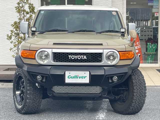 トヨタ ＦＪクルーザー オフロードパッケージ 千葉県 2012(平24)年 5.7万km ベージュ/ホワイト １オーナー　ナビＮＨＺＤ－Ｗ６２Ｇ　バックカメラ　クルコン　ＥＴＣ　ＵＳＢ　Ｔ／Ａタイヤ　ホワイトレター　ビルシュタインサス　アンダーガード　外バンパー　外サイドステップ　外ＬＥＤ灯　ＨＩＤ　フォグ